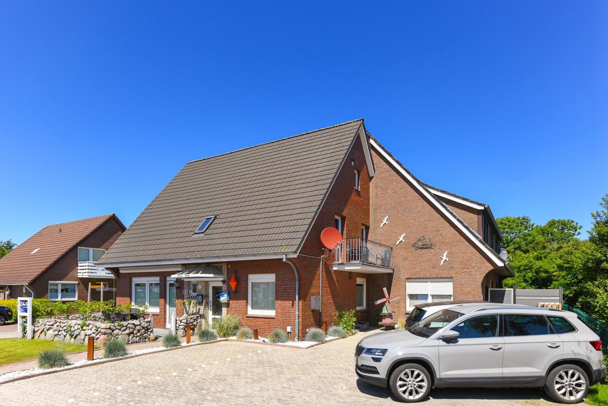 Ferienwohnungen Haus Boje "Wattwurm" Neuharlingersiel Exterior foto